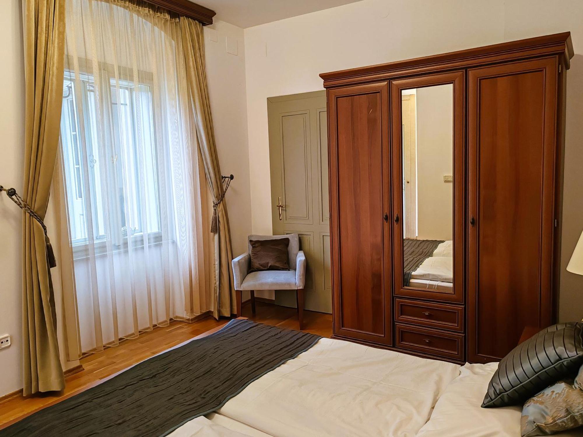 Varosi Vendeghaz Szentendre Exterior foto